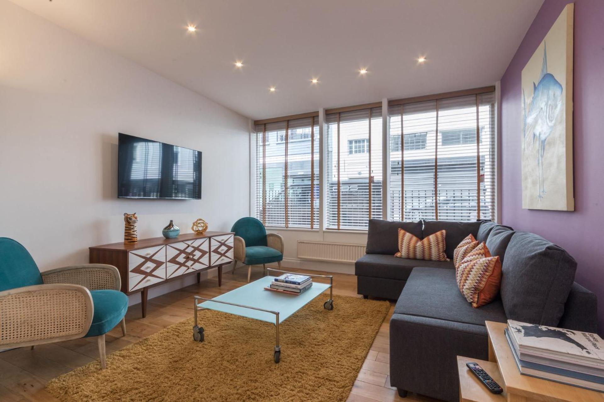 Home For All - Fitzrovia - By Frankie Says Лондон Екстер'єр фото